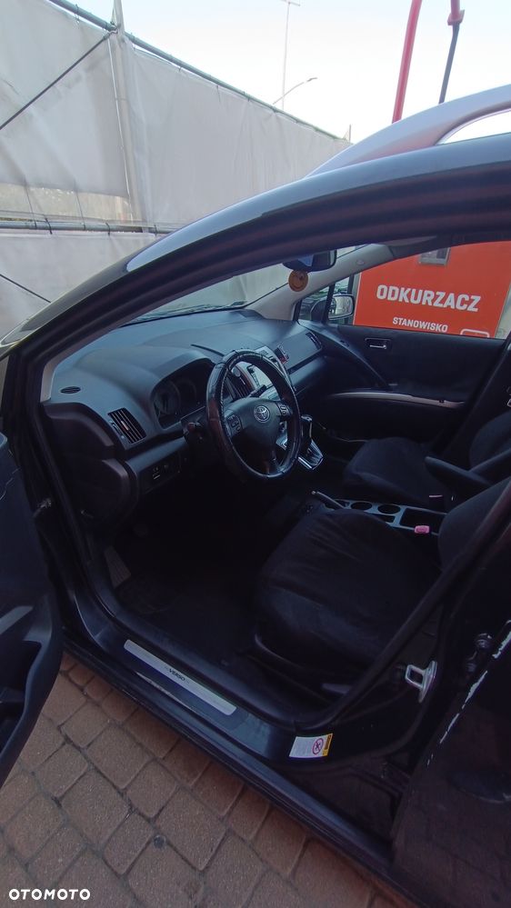 Toyota Corolla Verso - 16