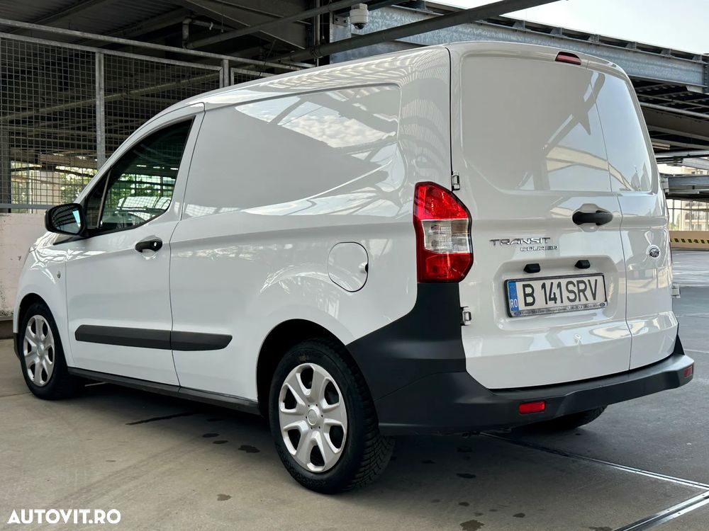 Ford Courier Van - 4