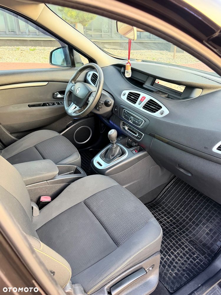 Renault Scenic 1.9 dCi Expression - 10