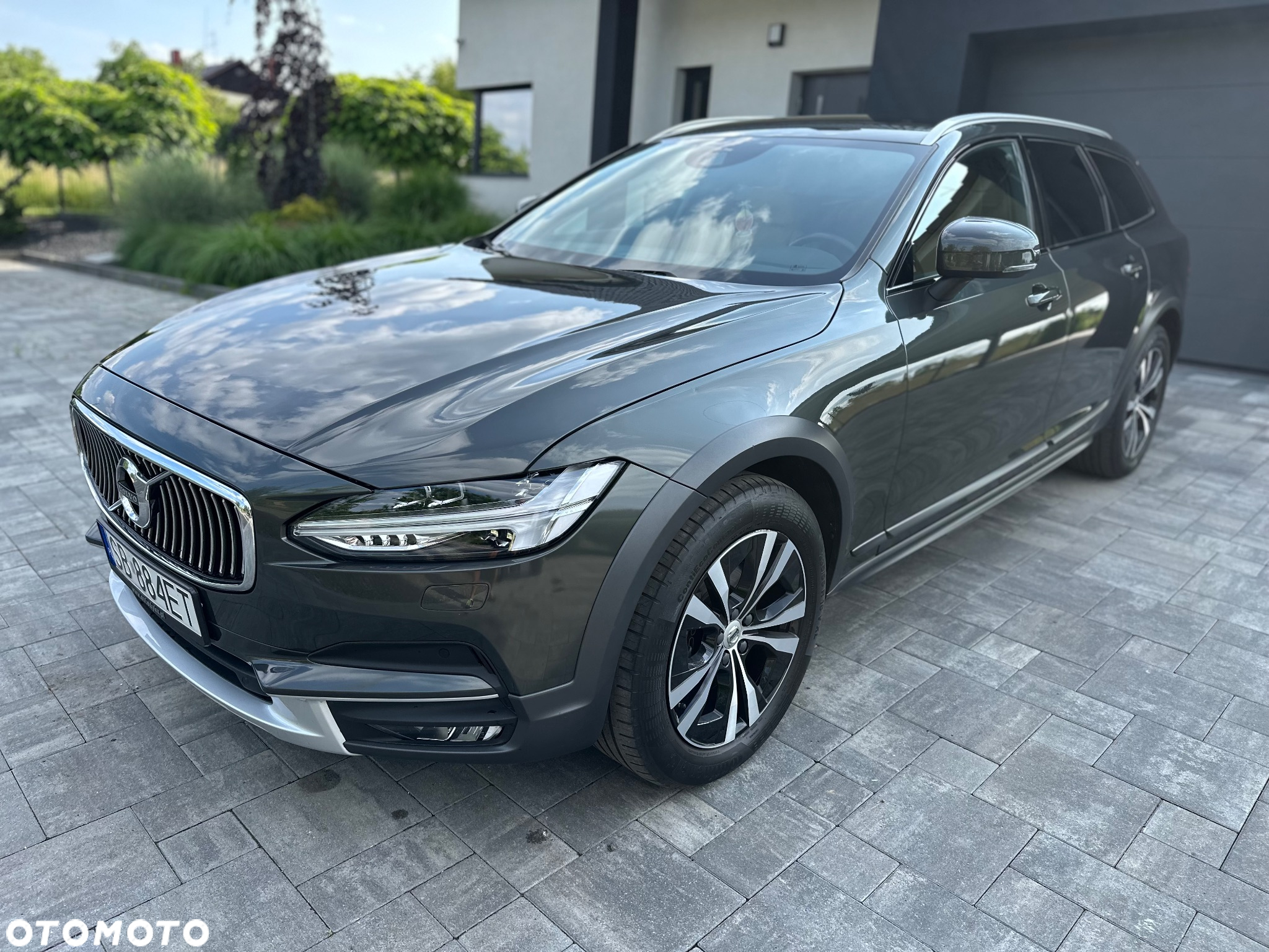 Volvo V90 Cross Country D4 AWD - 4