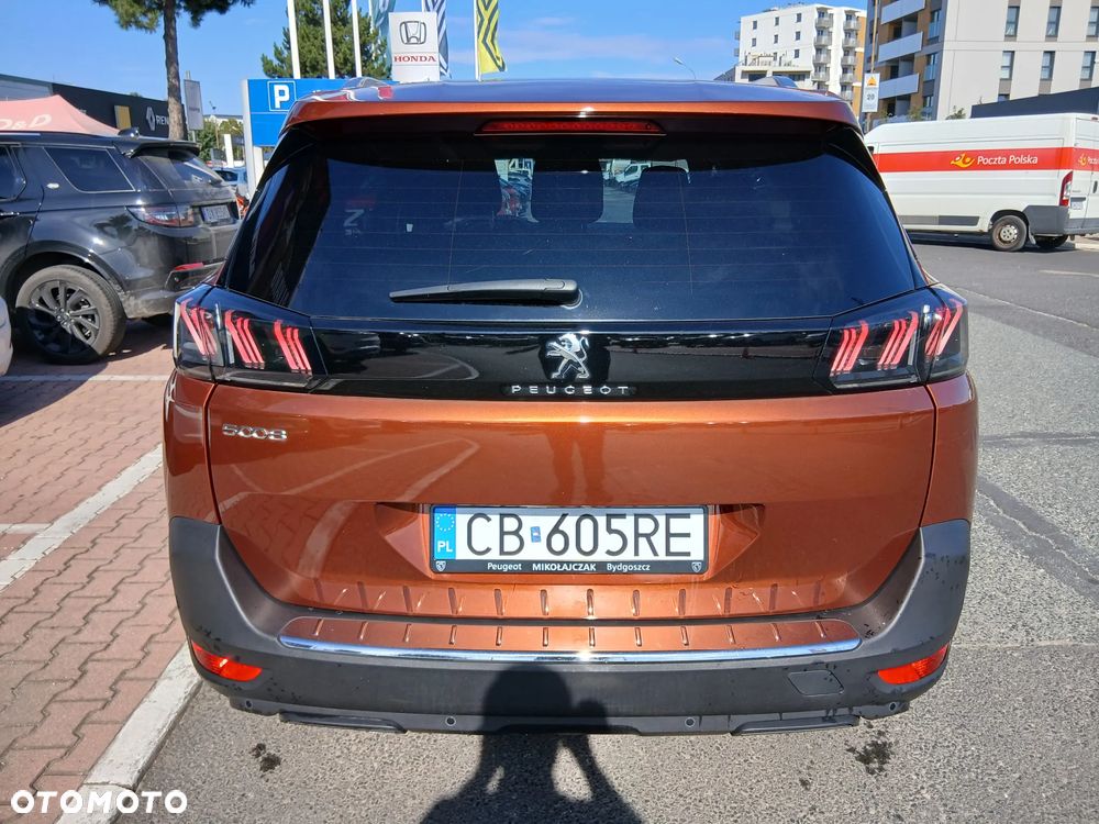 Peugeot 5008 1.2 PureTech mHEV Allure Pack S&S e-DCS6 - 8