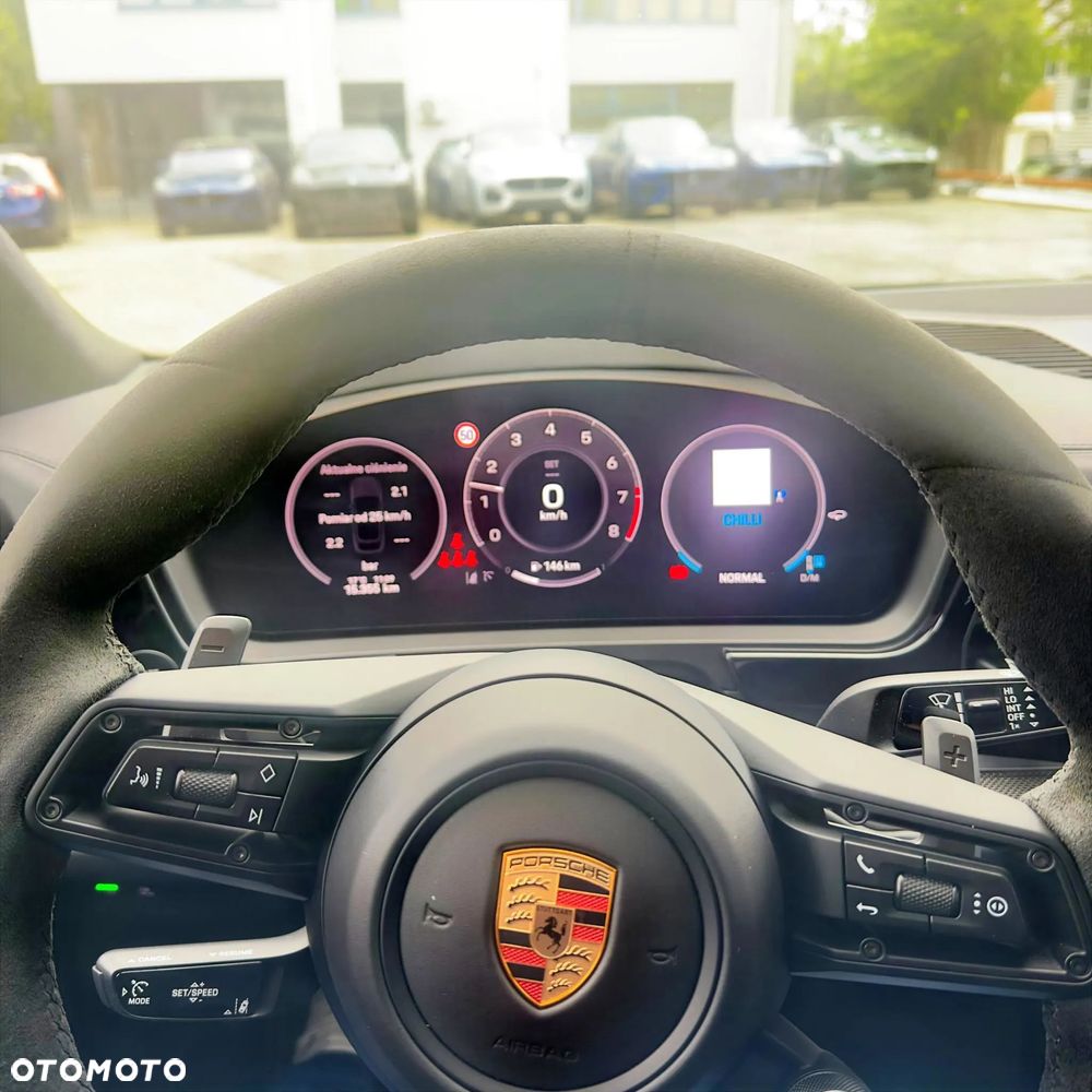 Porsche Cayenne - 7