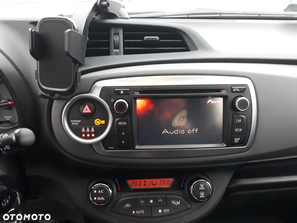 Toyota Yaris 1.33 Premium - 10