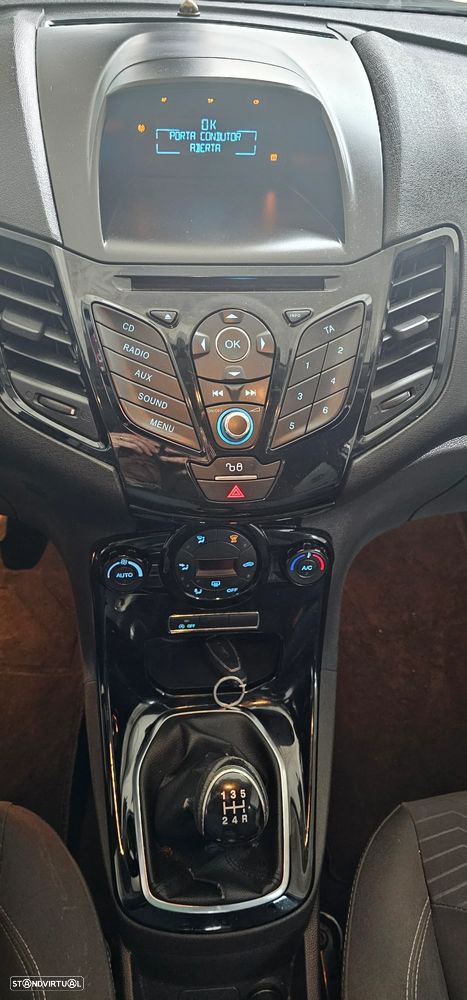 Ford Fiesta 1.0 S&S Titanium - 16