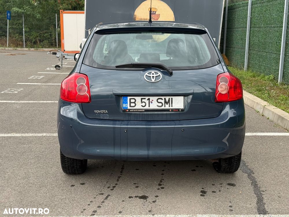 Toyota Auris 1.6 Sol - 5