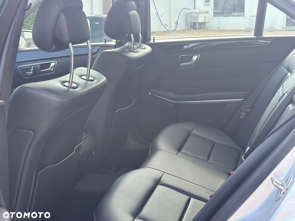 Mercedes-Benz Klasa E 350 7G-TRONIC Avantgarde - 19