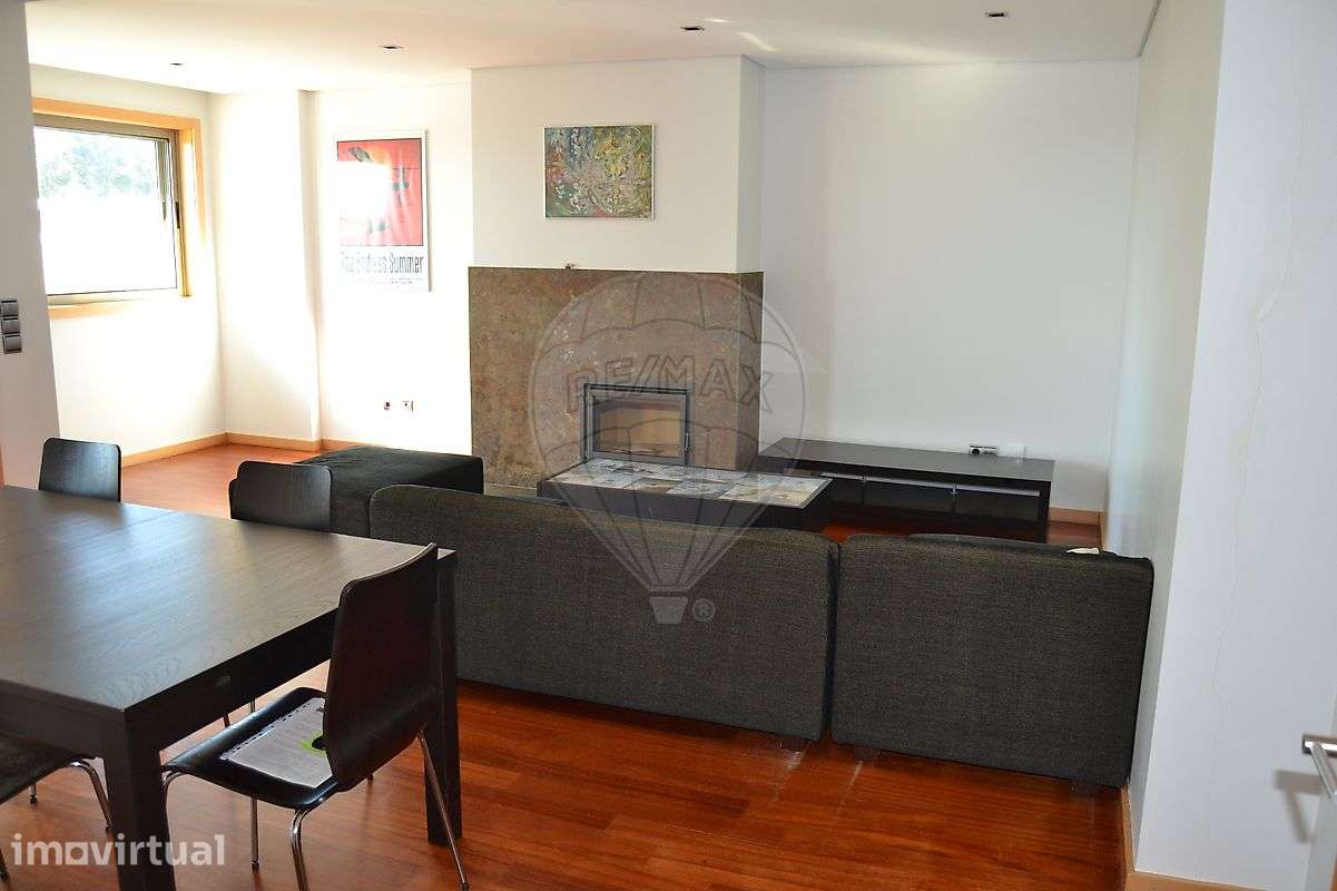 Apartamento T2 para arrendamento - Grande imagem: 2/22