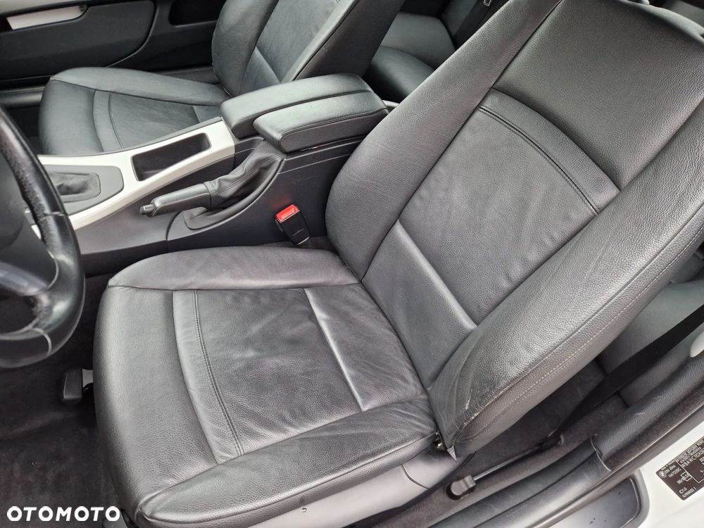 BMW Seria 3 320d xDrive Coupe - 19