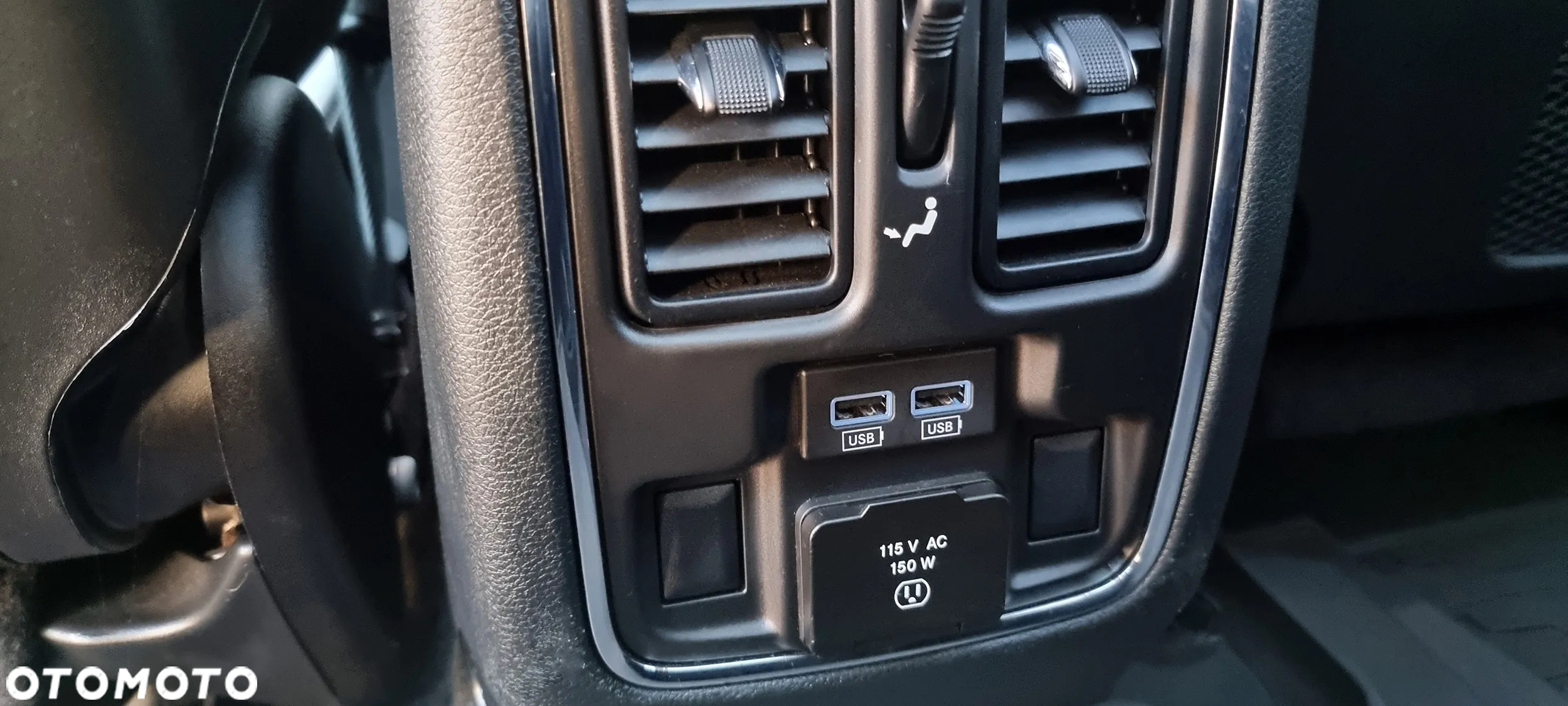 Jeep Grand Cherokee - 17