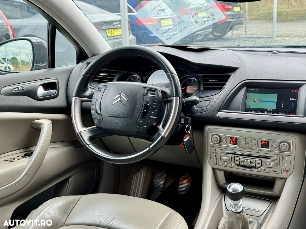 Citroën C5 Tourer 2.0 HDi FAP Susp M Seduction - 27