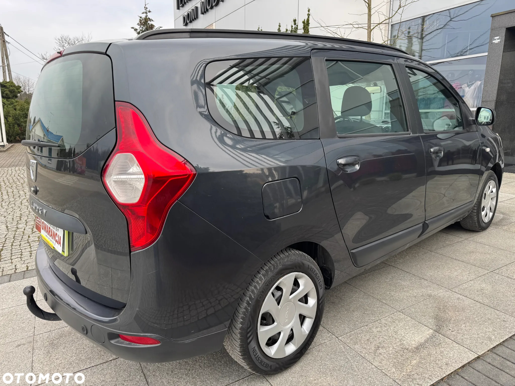 Dacia Lodgy 1.6 MPI 85 Prestige - 16