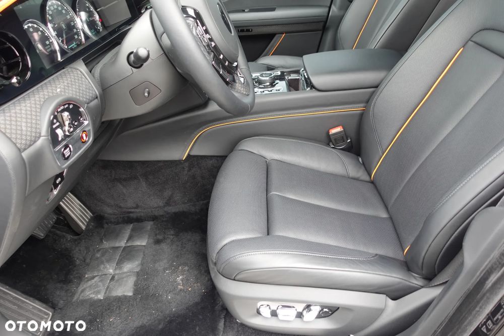 Rolls-Royce Ghost - 10