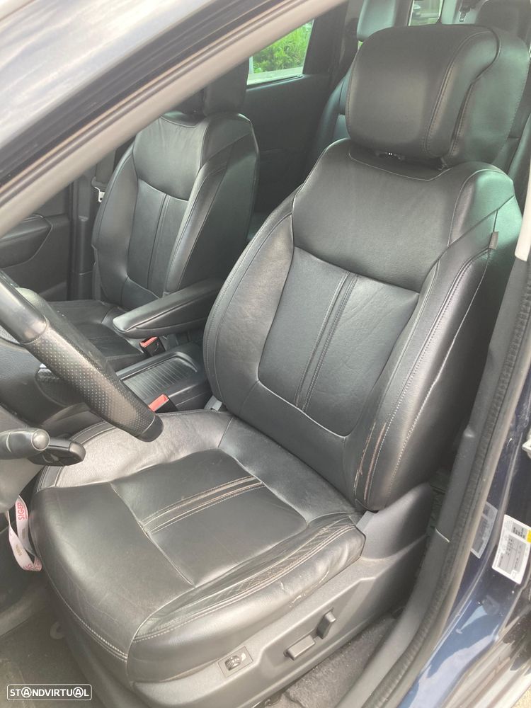 Peugeot 5008 BlueHDI 120 EAT6 Stop & Start Allure - 4