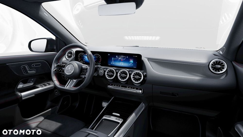 Mercedes-Benz GLA - 9