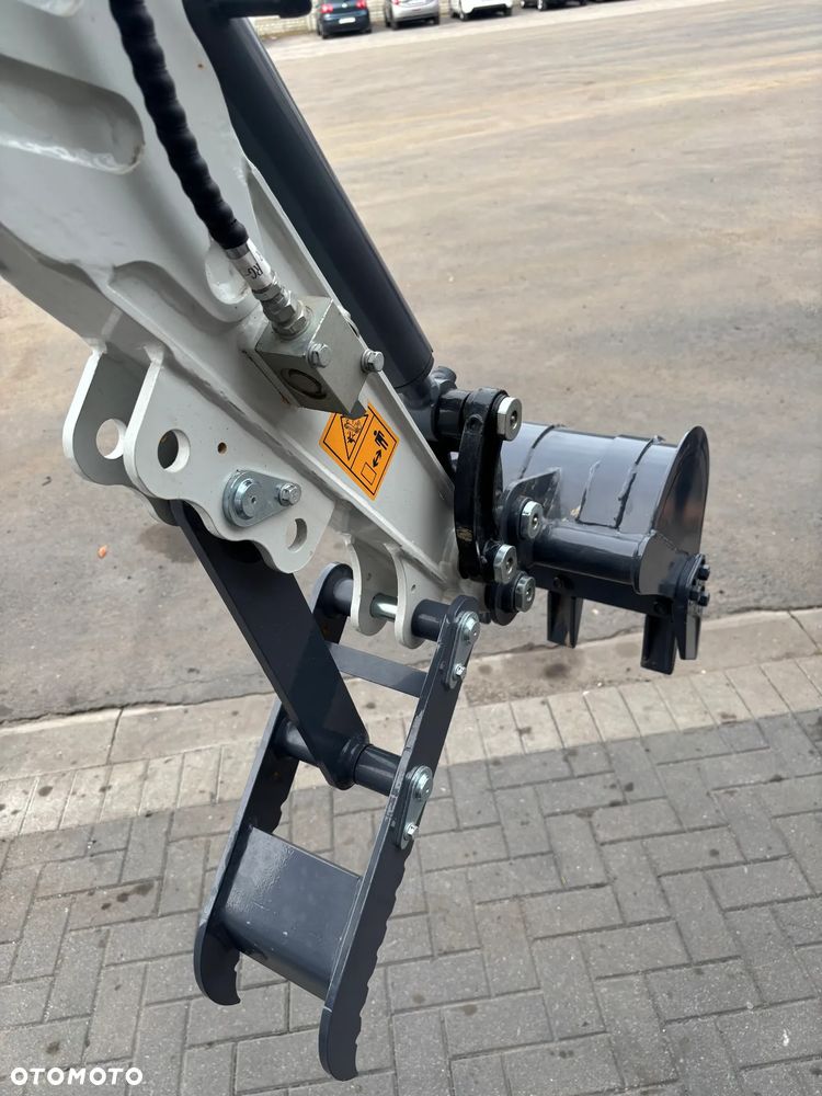 BT Mini koparka BTTL ET12M-6 | 1,1T | Benzyna| Nowa | Gąsienice | Transport - 8
