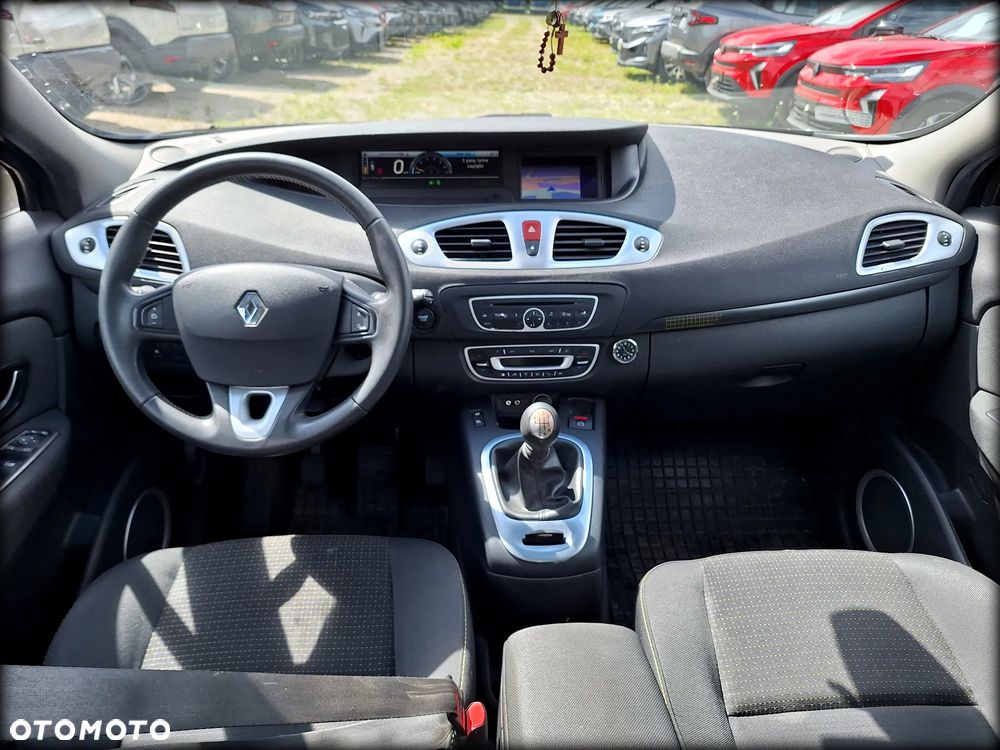 Renault Scenic 1.4 16V TCE Privilege - 12