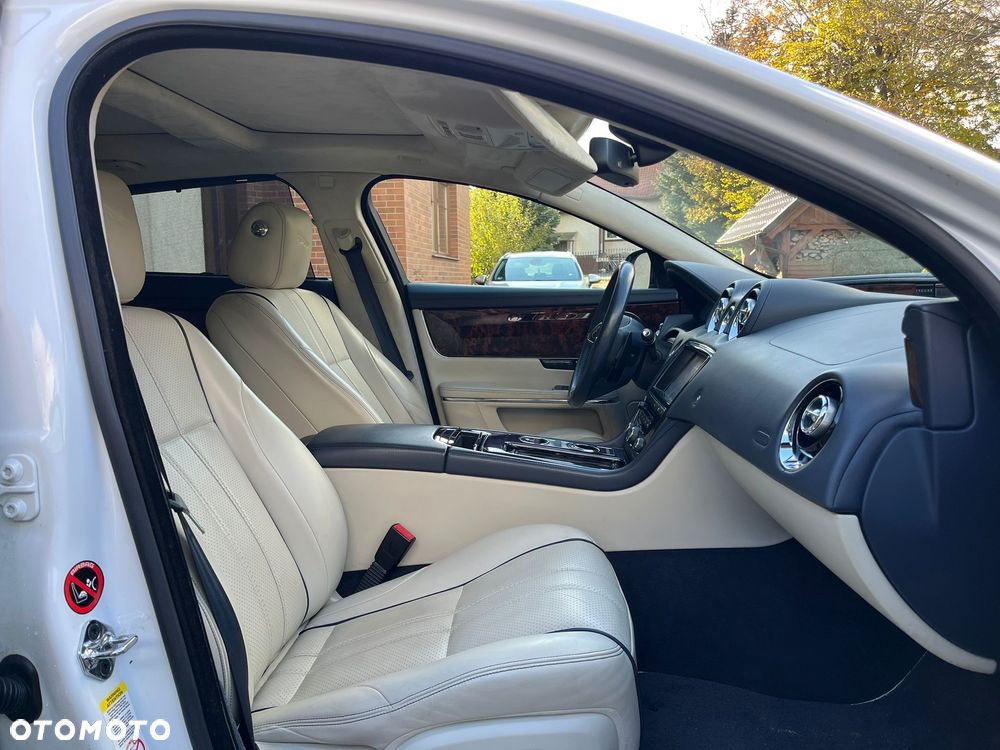 Jaguar XJ 5.0 V8 Premium Luxury - 14