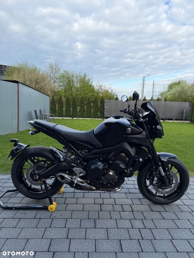 Yamaha MT - 12
