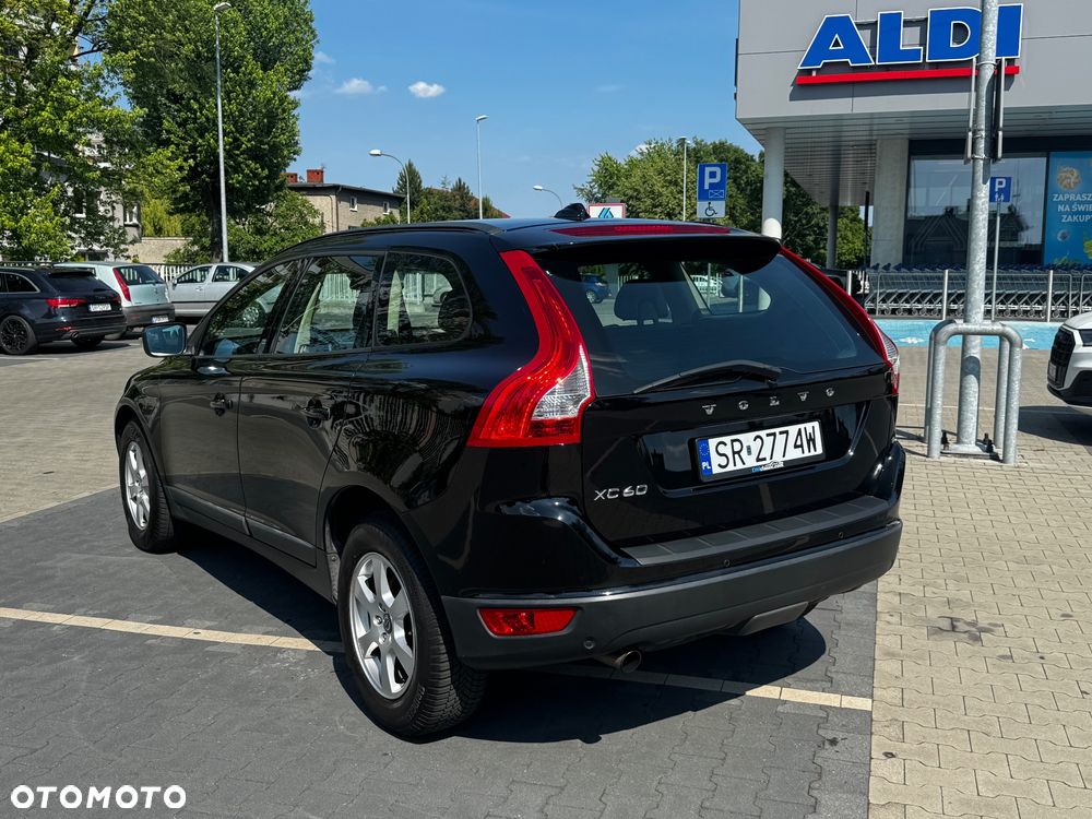 Volvo XC 60 - 4