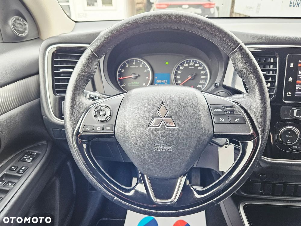 Mitsubishi Outlander 2.0 City Style 2WD - 27