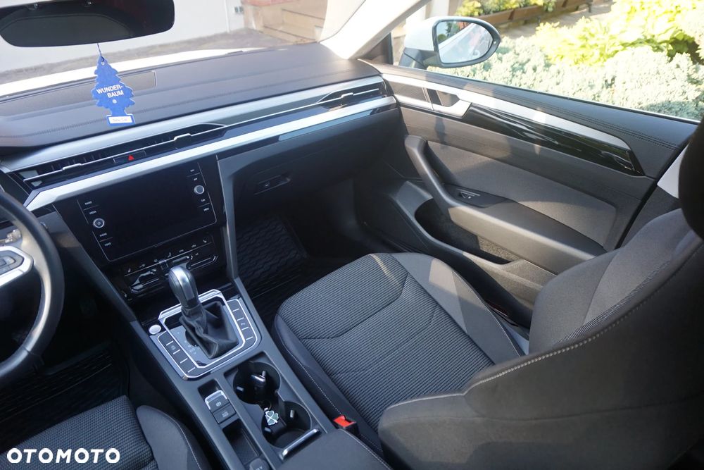 Volkswagen Arteon 2.0 TSI Essence DSG - 7