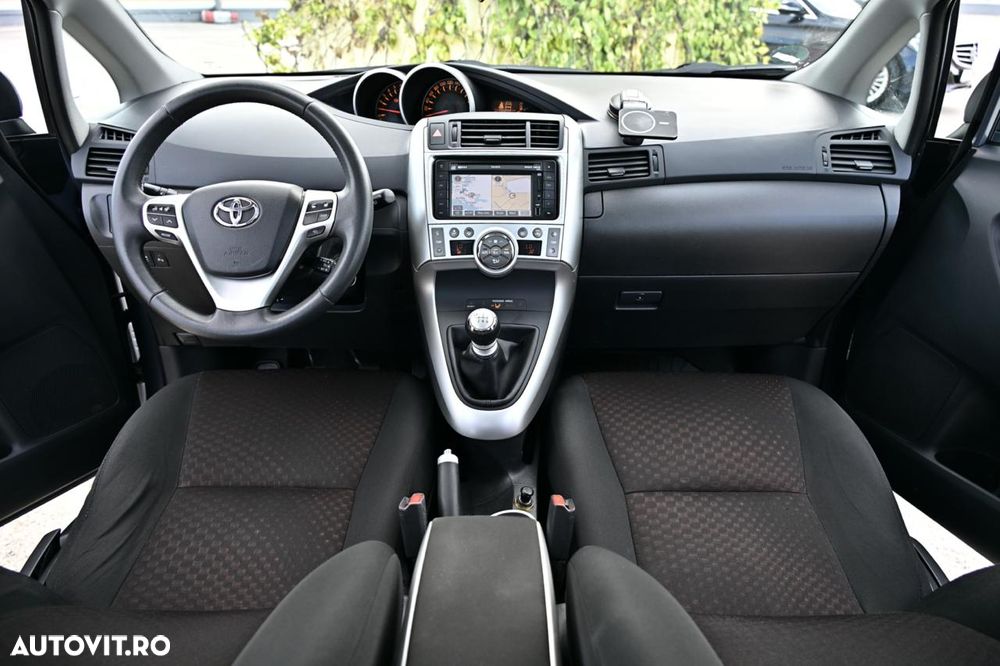 Toyota Verso 1.8 Valvematic Luna - 18