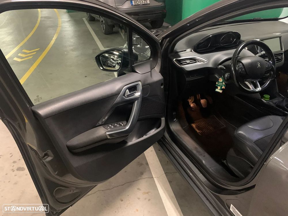 Peugeot 2008 1.6 BlueHDi Allure - 6