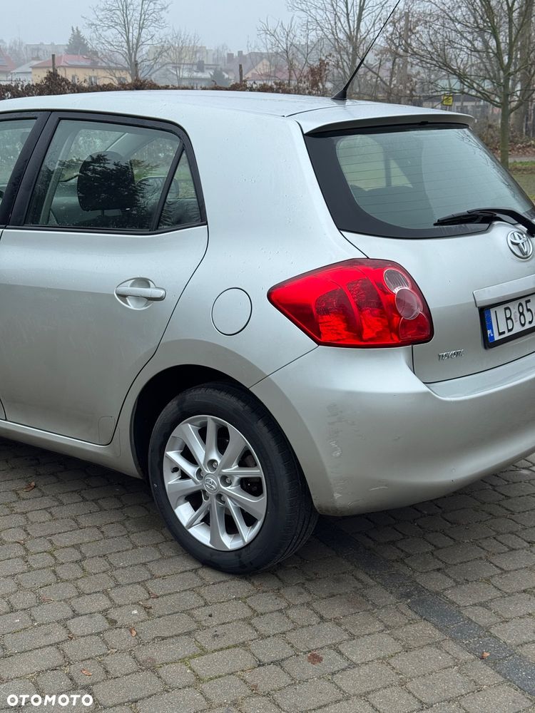 Toyota Auris 1.6 VVT-i Sol - 3