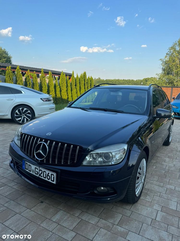 Mercedes-Benz Klasa C 220 CDI DPF Automatik BlueEFFICIENCY Avantgarde - 4