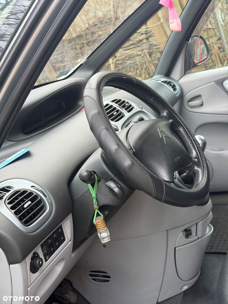 Citroën Xsara Picasso 1.6 HDI Exclusive - 6