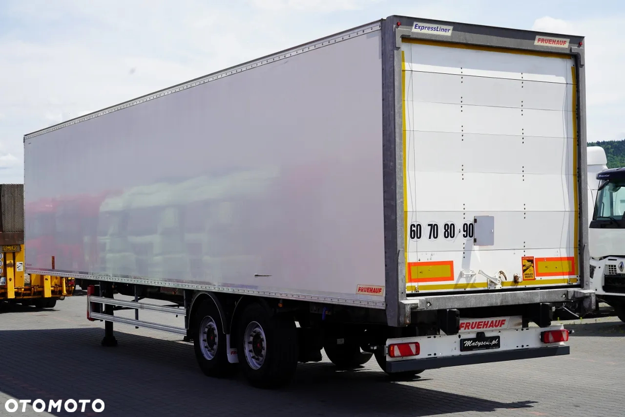 Fruehauf KONTENER / KOFFER / 2 OSIE / SAF / 2021 ROK / BARDZO MOCNA PODŁOGA: SZYNA-DESKA / ROLETA - 4