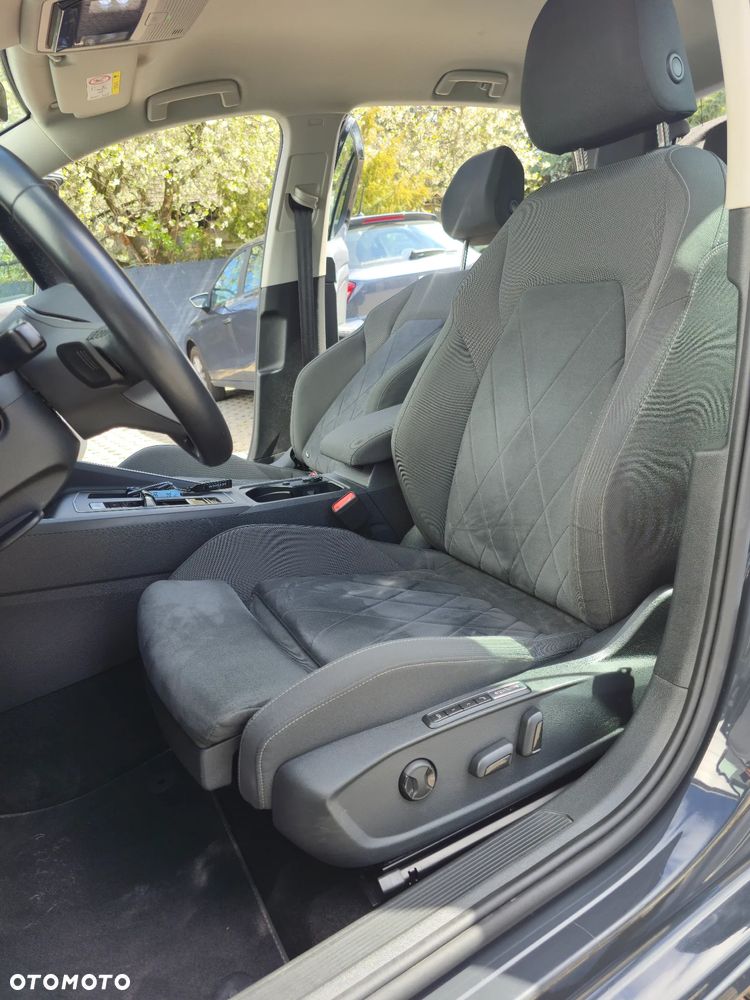 Volkswagen Golf 1.4 eHybrid OPF DSG Style - 6