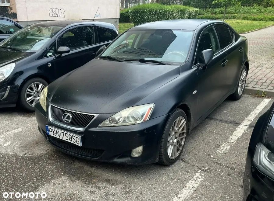 Lexus IS 220d - 8