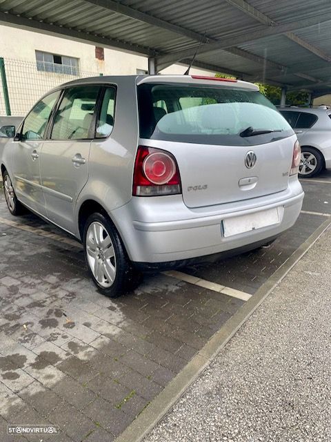 VW Polo 1.4 TDi Confortline - 4