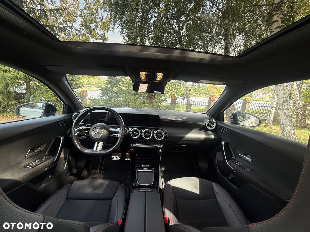 Mercedes-Benz Klasa A 250 4Matic 8G-DCT AMG Line Advanced - 33