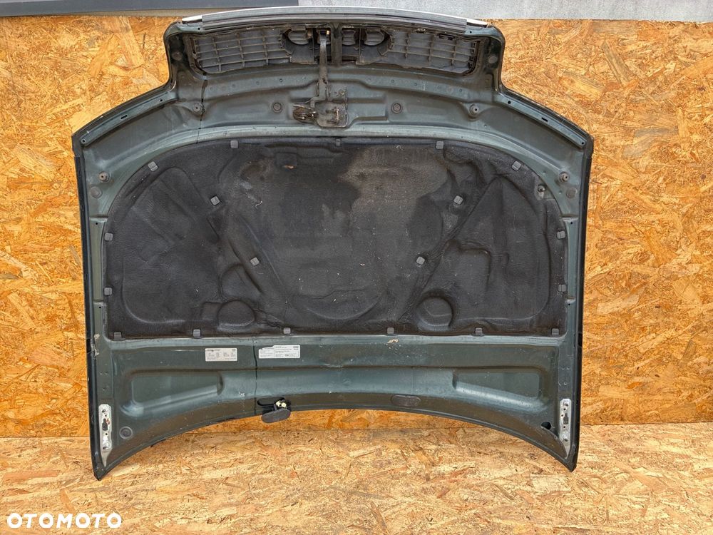 Audi A4 B6  MASKA POKRYWA SILNIKA LZ6E - 11