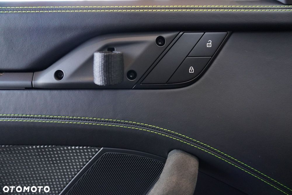 Porsche 911 GT3 RS - 14