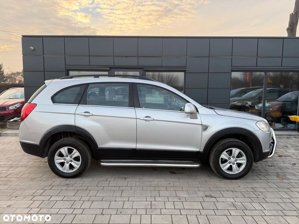 Chevrolet Captiva 2.4 2WD 7 Sitzer LS - 17