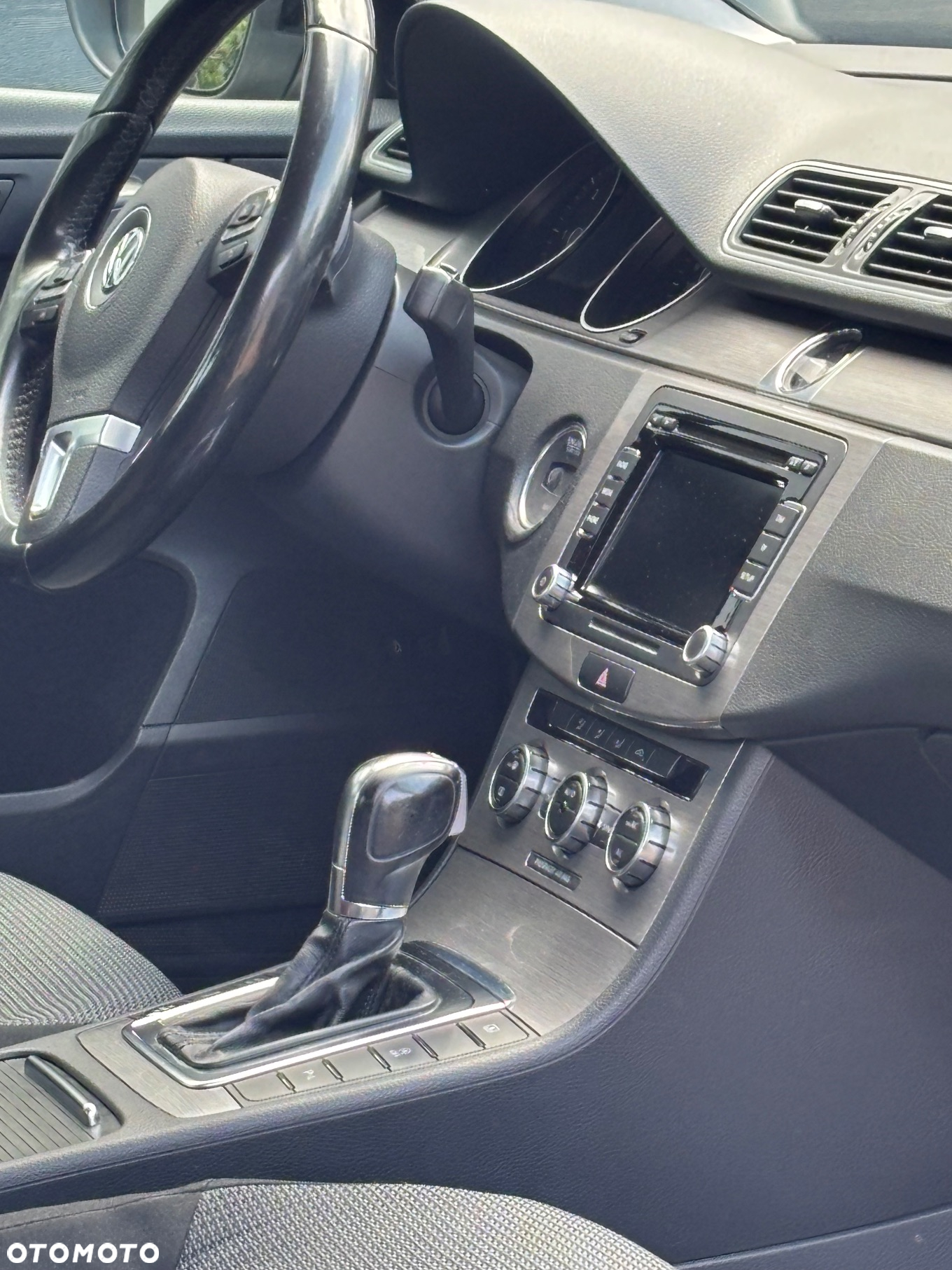 Volkswagen Passat 2.0 TDI Comfortline DSG - 12