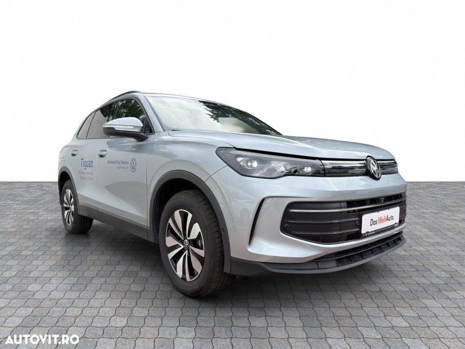 Volkswagen Tiguan - 8