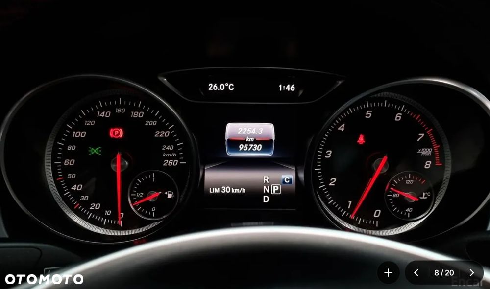 Mercedes-Benz CLA 250 4-Matic AMG Line - 11