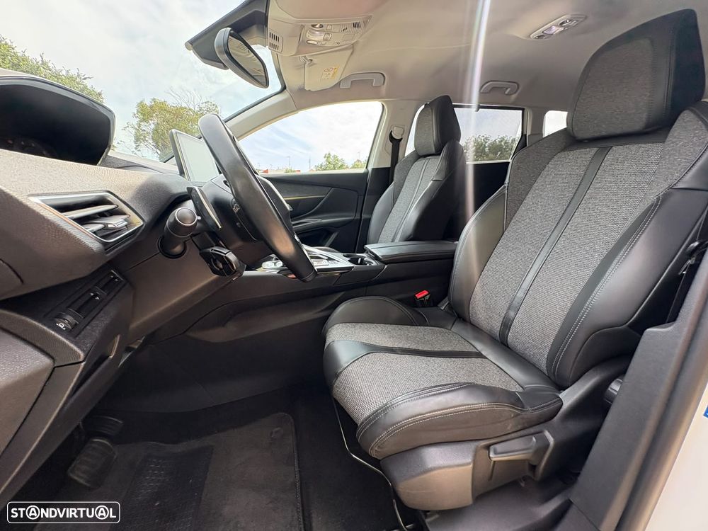 Peugeot 5008 BlueHDI 120 EAT6 Stop & Start Allure - 33