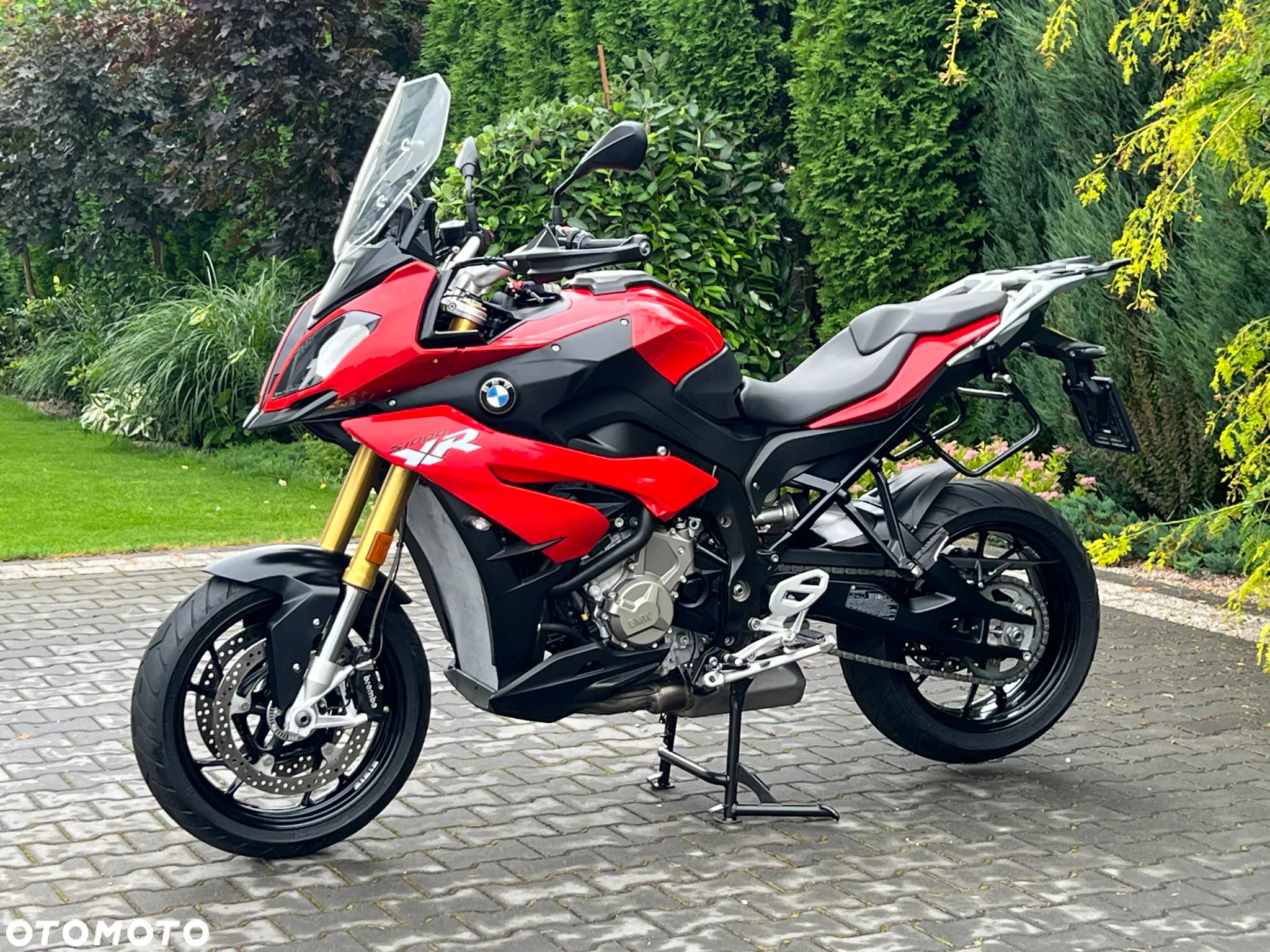 BMW XR - 10