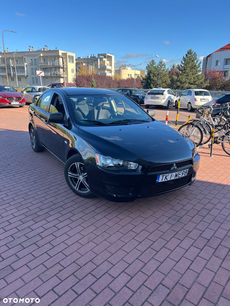 Mitsubishi Lancer - 1