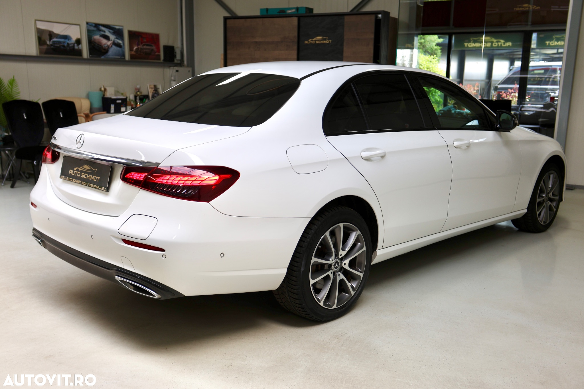 Mercedes-Benz E 300 9G-TRONIC Avantgarde - 5