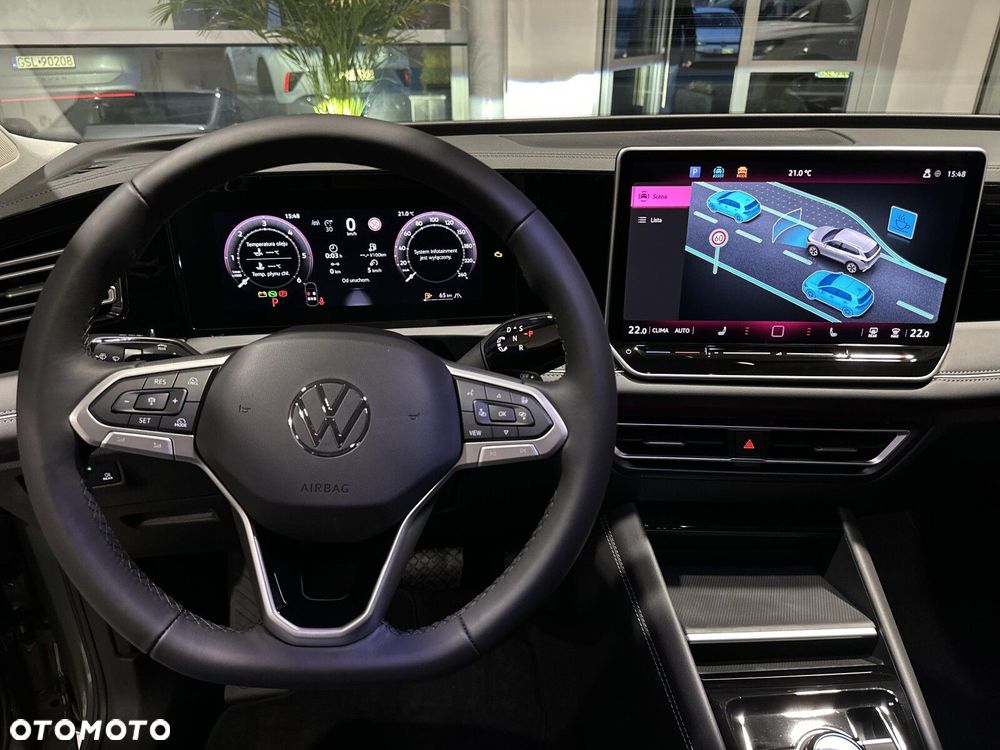 Volkswagen Tiguan - 13