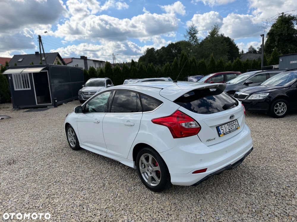 Ford Focus 1.6 EcoBoost Start-Stopp-System Titanium - 4