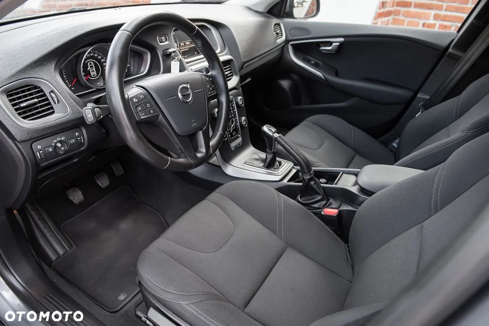 Volvo V40 D2 Drive-E Summum - 16