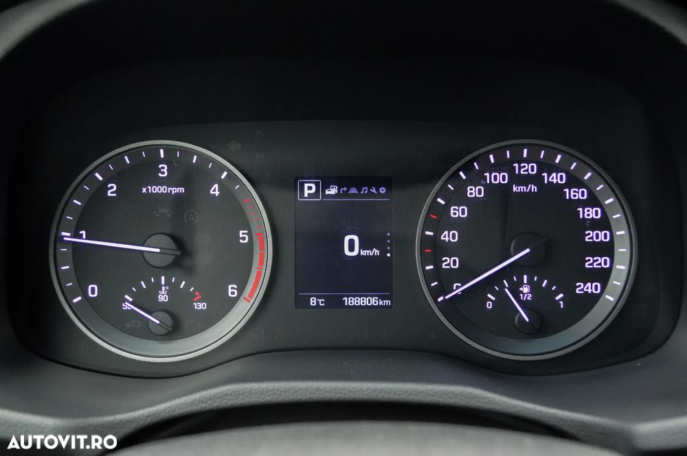 Hyundai Tucson blue 1.7 CRDi 2WD DCT Passion - 30