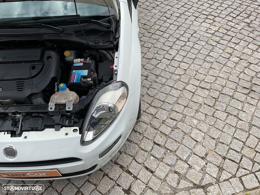 Fiat Punto 1.3 M-Jet Easy S&S - 30